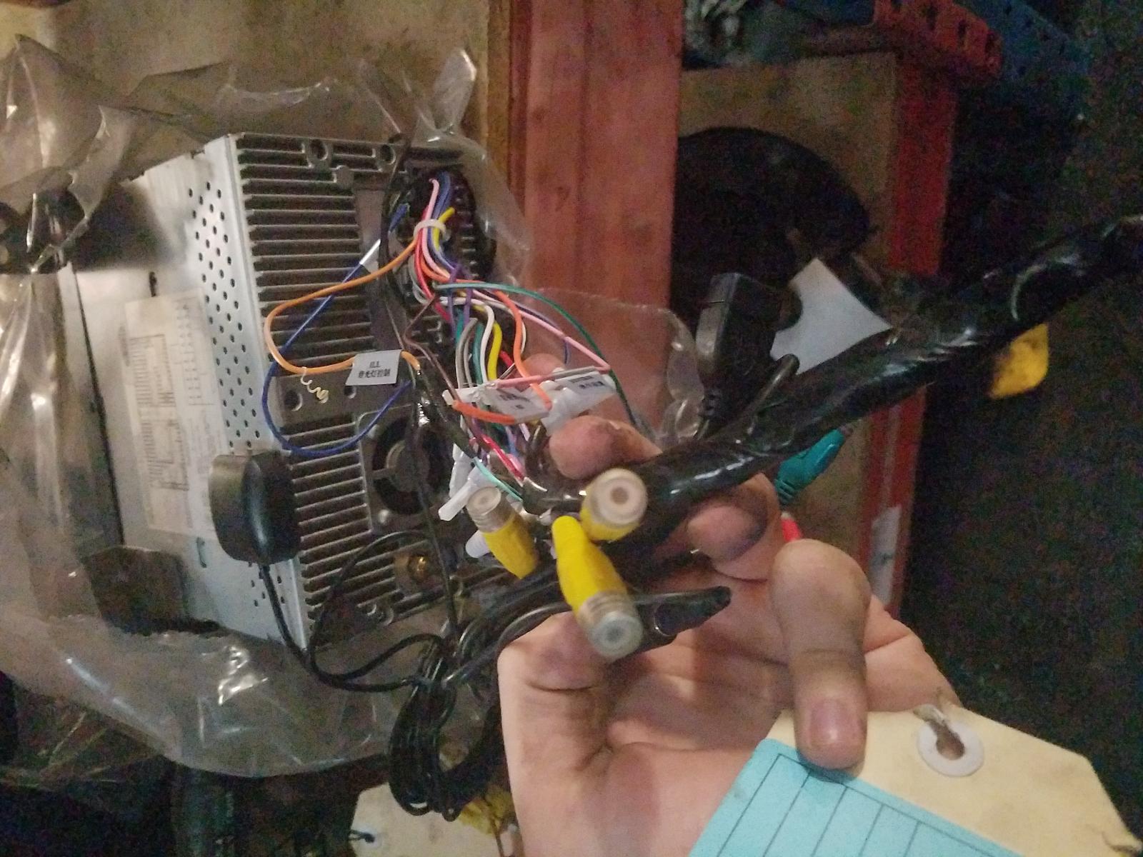 View Auto part Radio/Cd/Dvd/Sat/Tv Mazda Mpv 2005