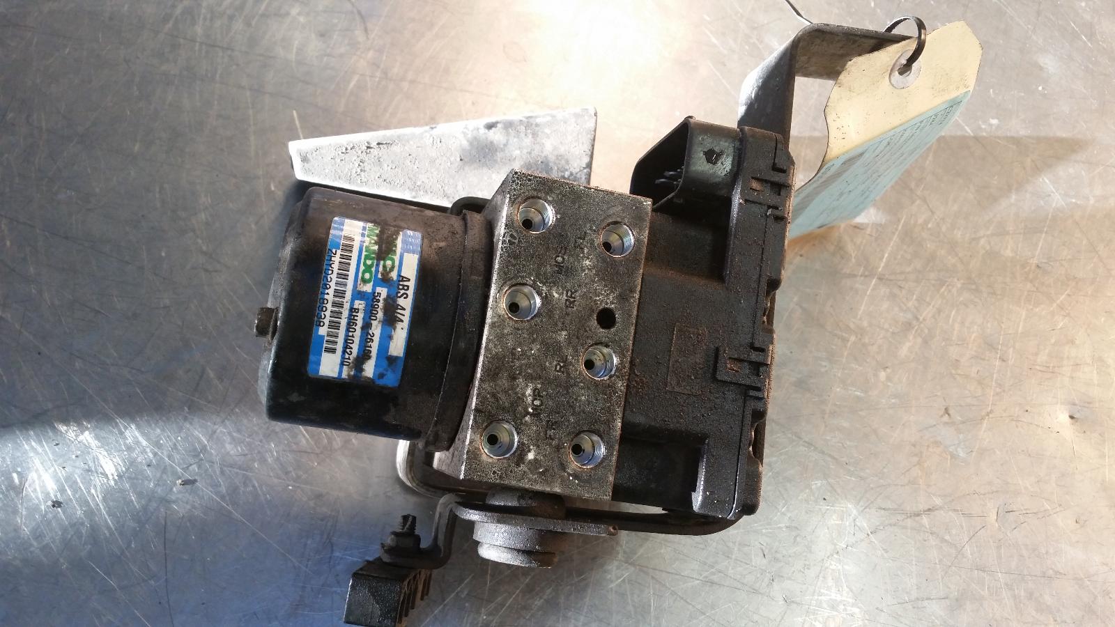 View Auto part Abs Pump/Modulator Hyundai Santa Fe 2004