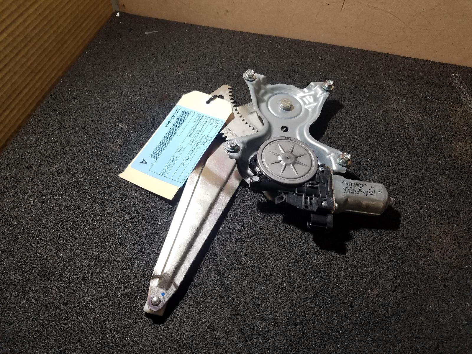 View Auto part Right Rear Wnd Reg/Motor Mitsubishi Triton 2012