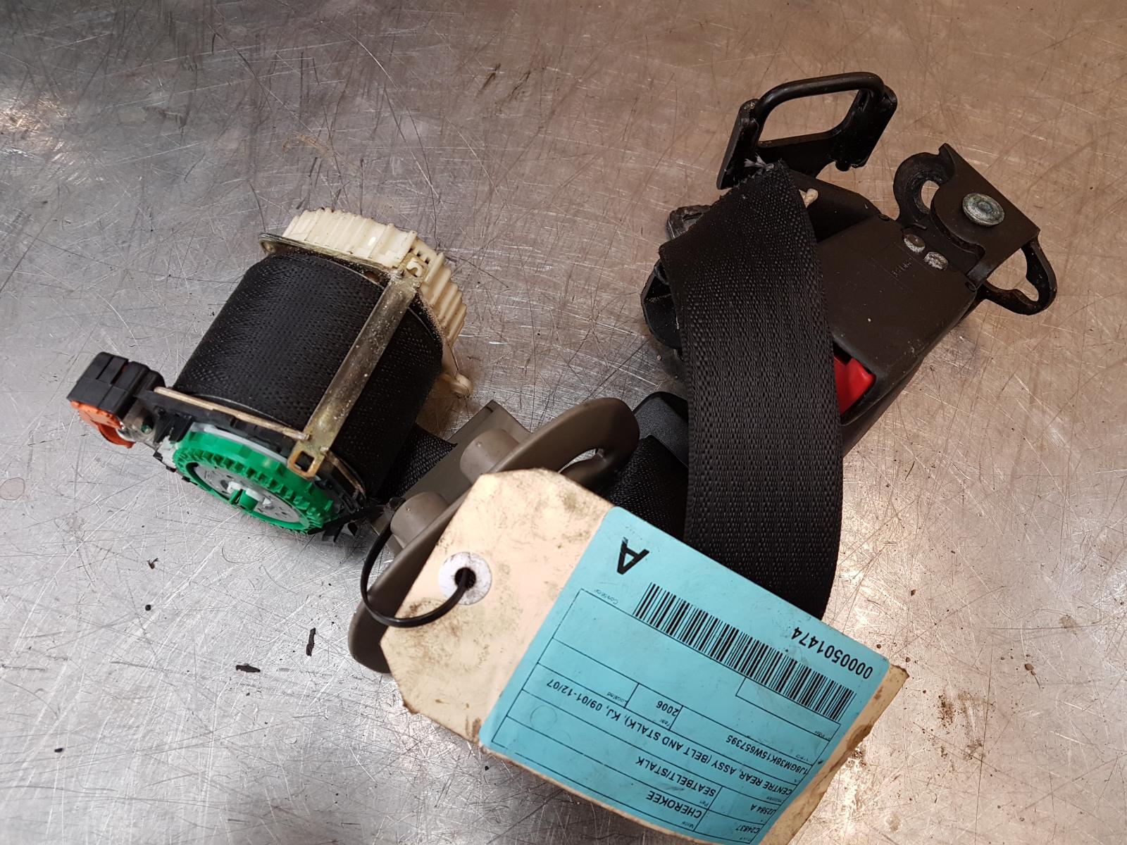 View Auto part Seatbelt/Stalk Jeep Cherokee 2006