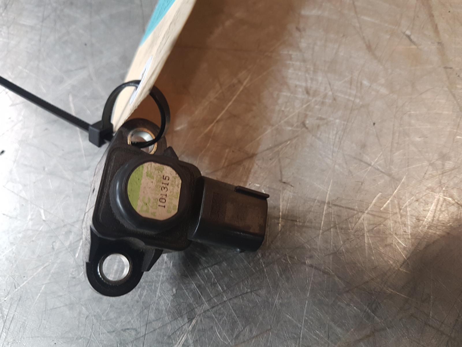 View Auto part Air Flow Meter Mercedes C Class 2010