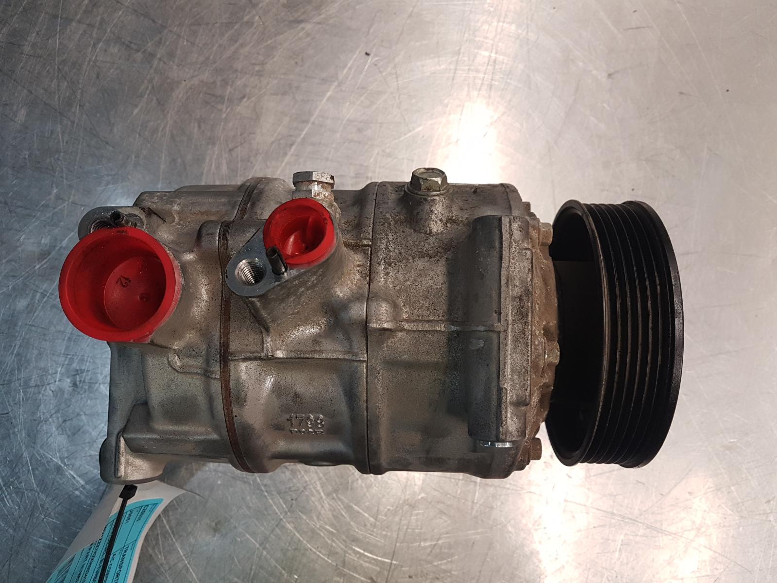 View Auto part A/C Compressor Volkswagen Transporter 2019