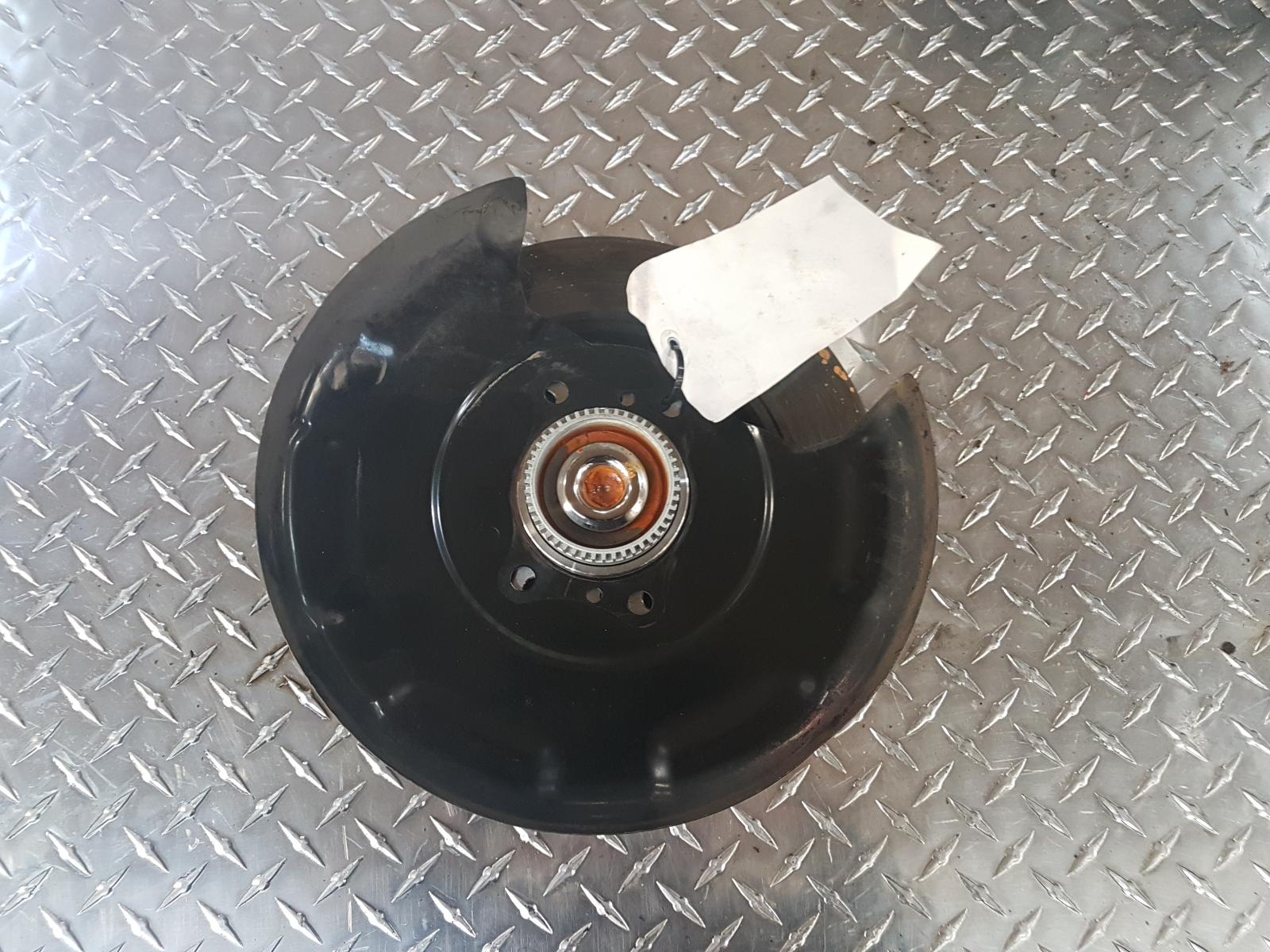 View Auto part Right Rear Hub Assembly Hyundai I30 2016