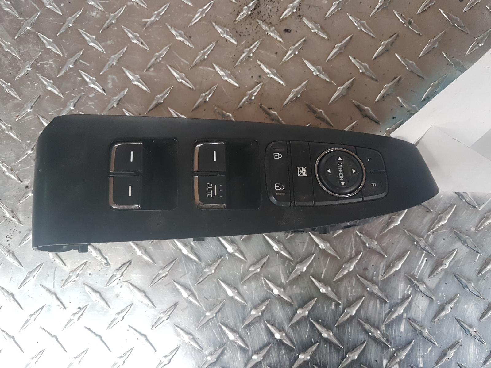 View Auto part Pwr Dr Wind Switch Kia Carnival/grand Carnival 2017