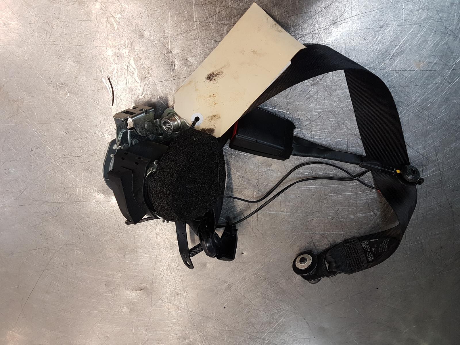 View Auto part Seatbelt/Stalk Ford Fiesta 2011