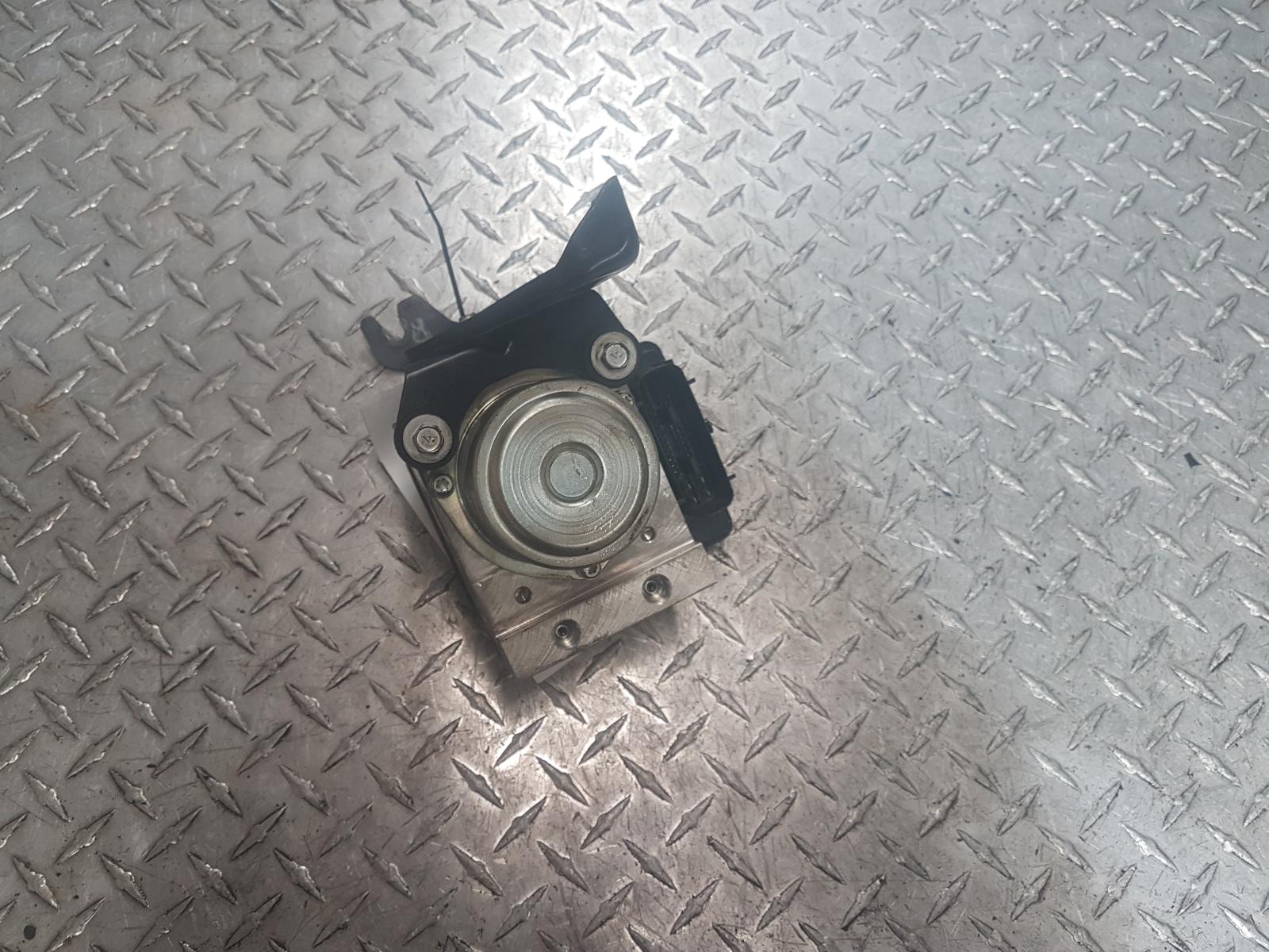 View Auto part Abs Pump/Modulator Nissan Juke 2015