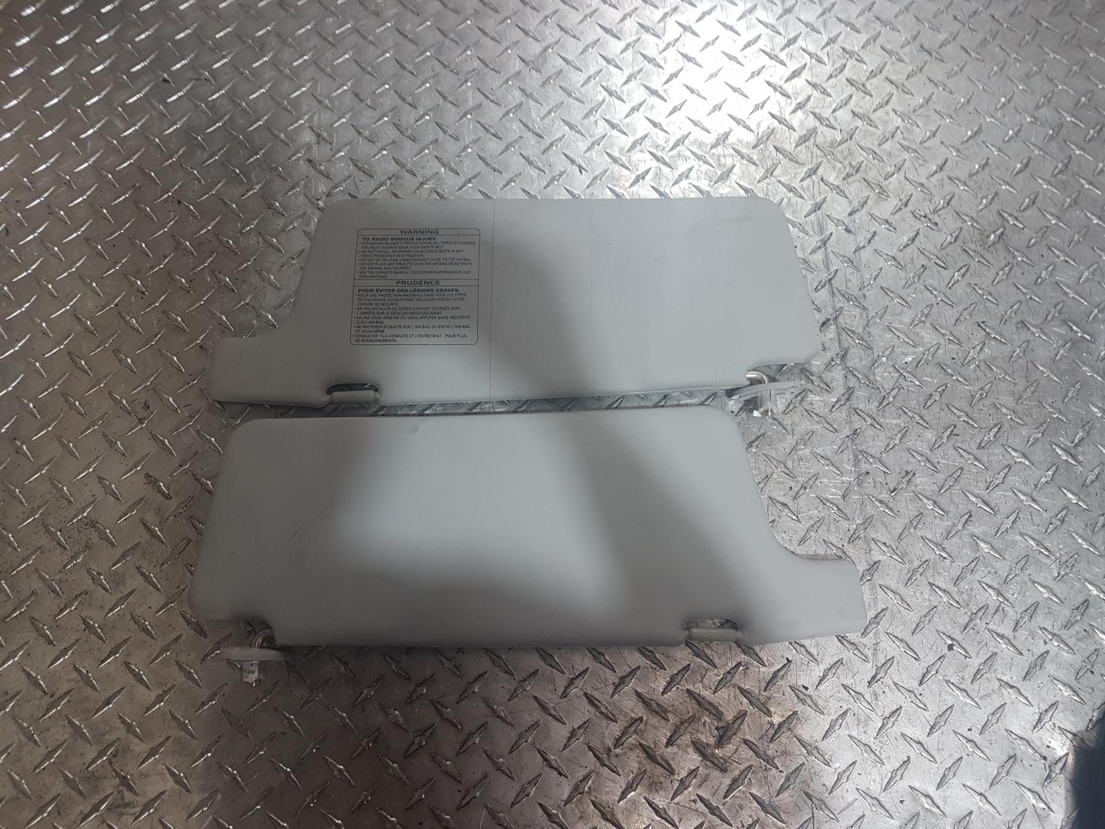 View Auto part Sunvisor Mazda Bt50 2009