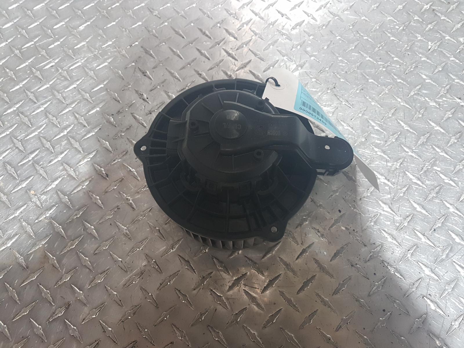 View Auto part Heater Fan Motor Hyundai Santa Fe 2016