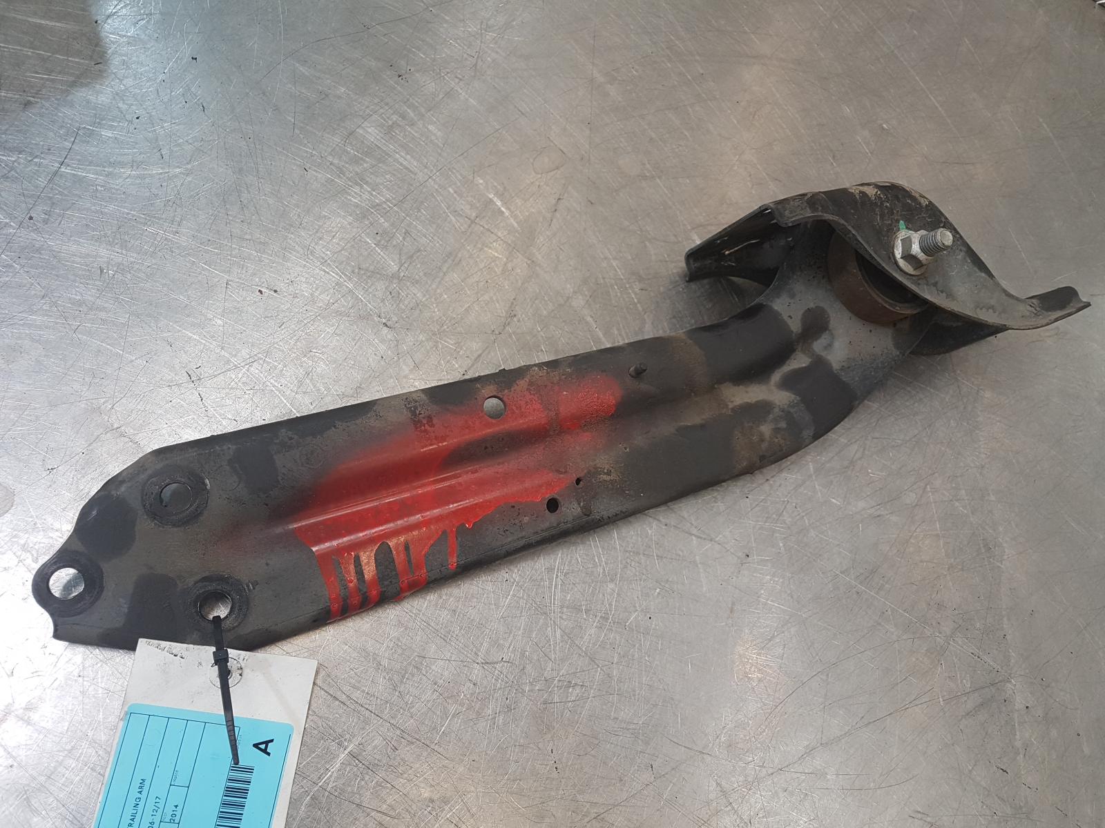 View Auto part Right Rear Trailing Arm Holden Captiva 2014