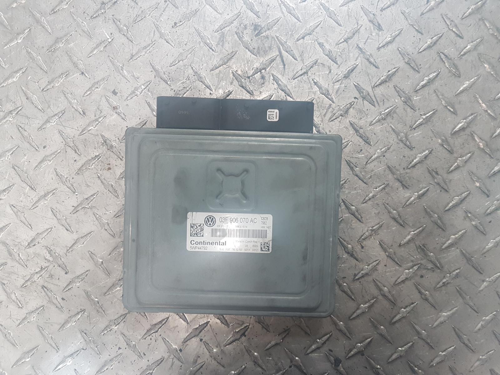 View Auto part Ecu Volkswagen Caddy 2012