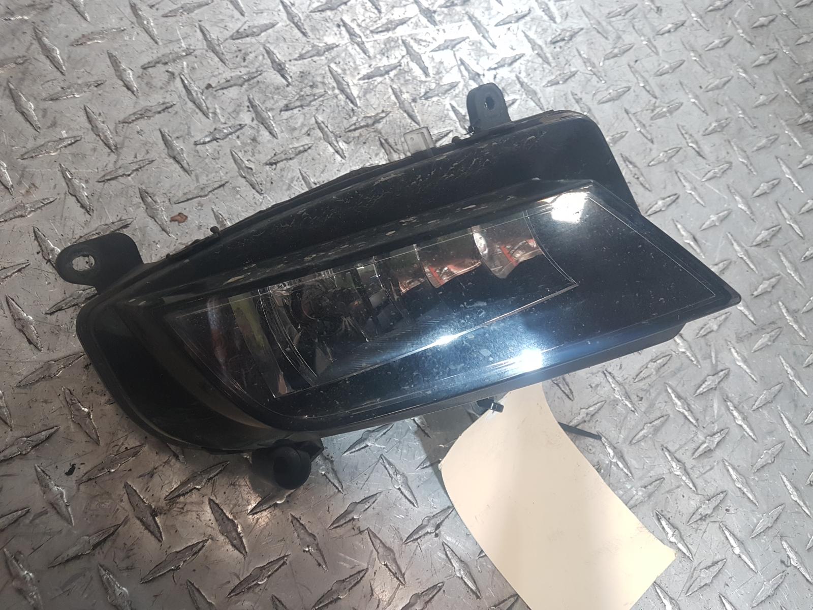 View Auto part Left Indicator/Fog/Side Audi A4 2013