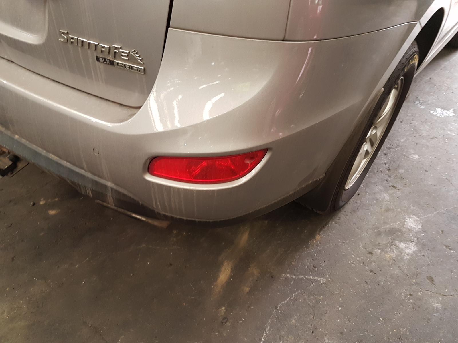 View Auto part Right Taillight Hyundai Santa Fe 2010