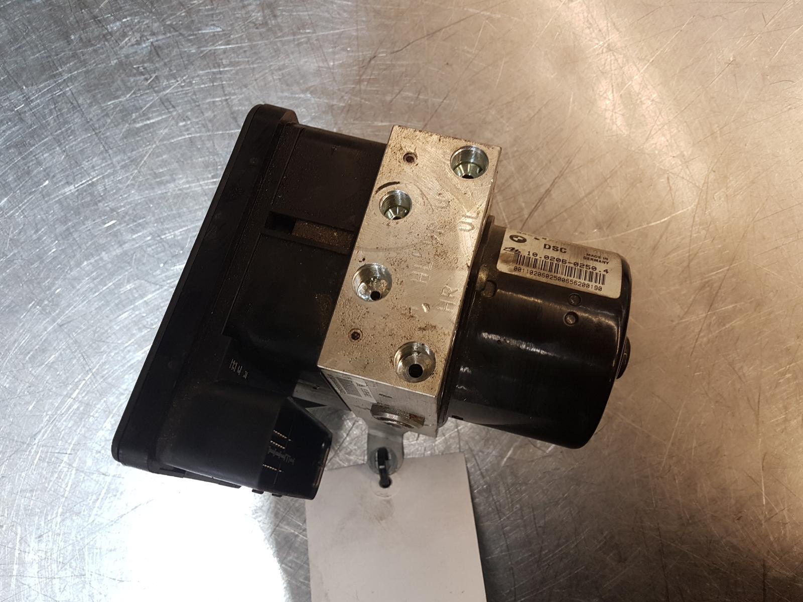 View Auto part Abs Pump/Modulator Bmw 1 Series 2006