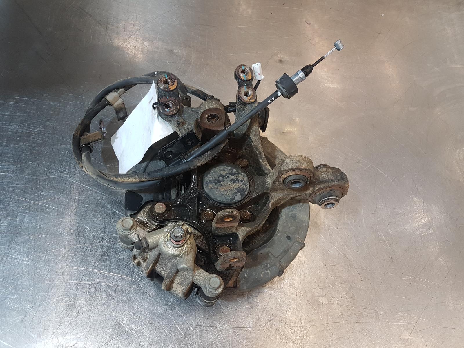 View Auto part Left Rear Hub Assembly Hyundai I30 2009