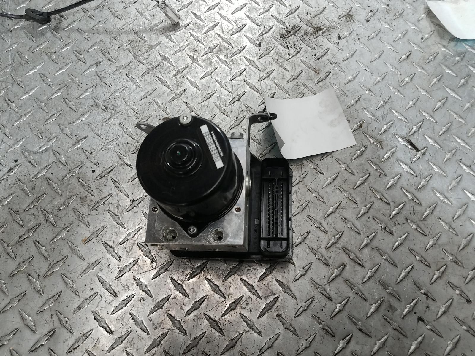 View Auto part Abs Pump/Modulator Bmw 1 Series 2006