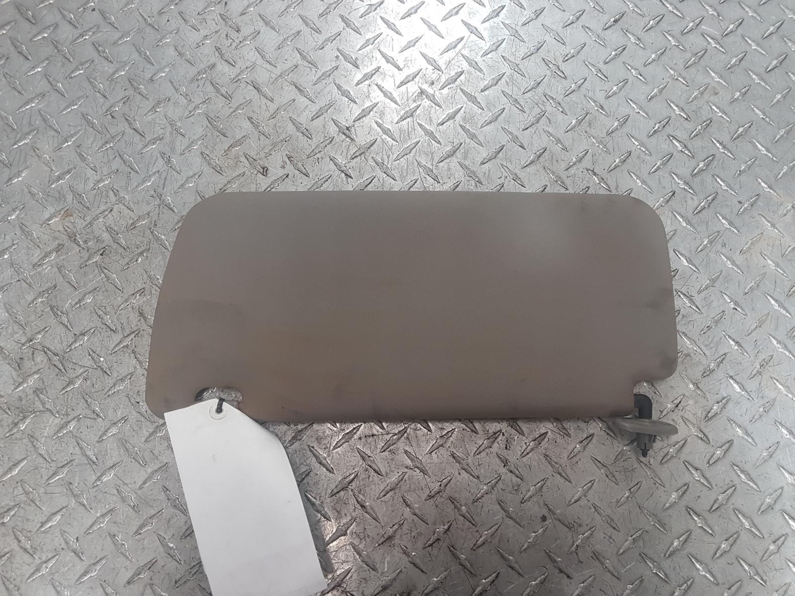 View Auto part Sunvisor Nissan Navara 2010