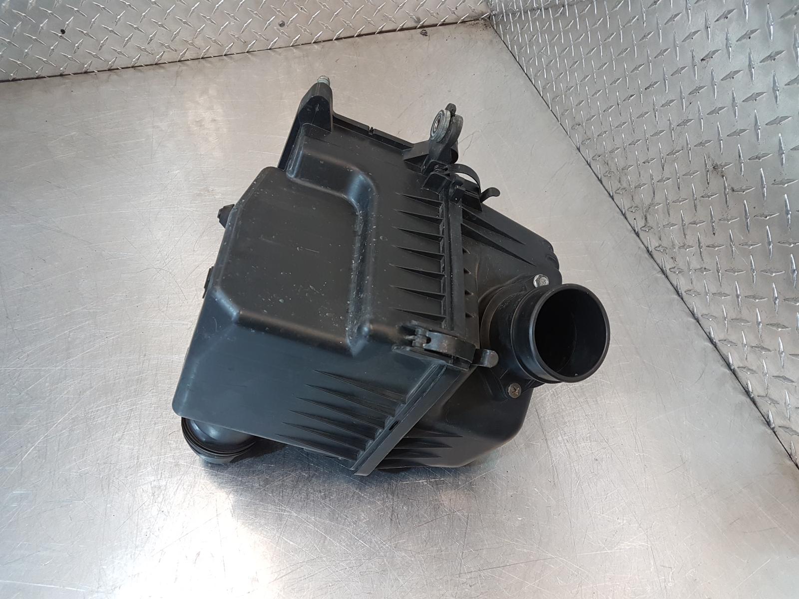 View Auto part Air Cleaner/Box Hyundai Elantra 2006