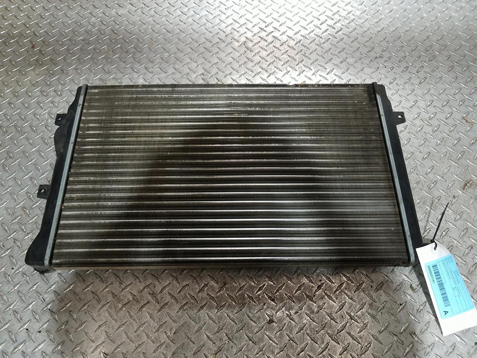 View Auto part Intercooler Volkswagen Golf 2011