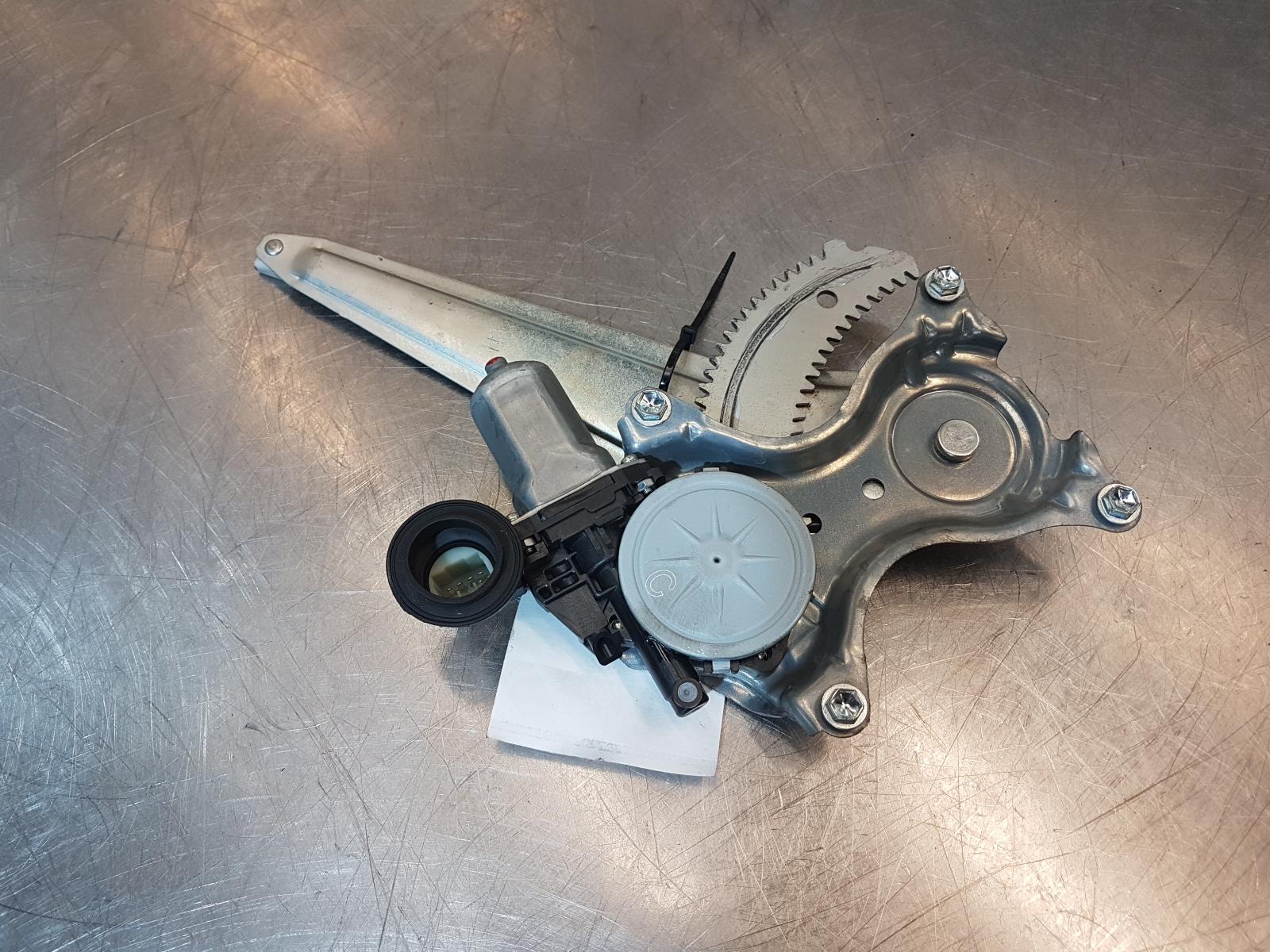 View Auto part Left Rear Wnd Reg/Motor Toyota Rav4 2014