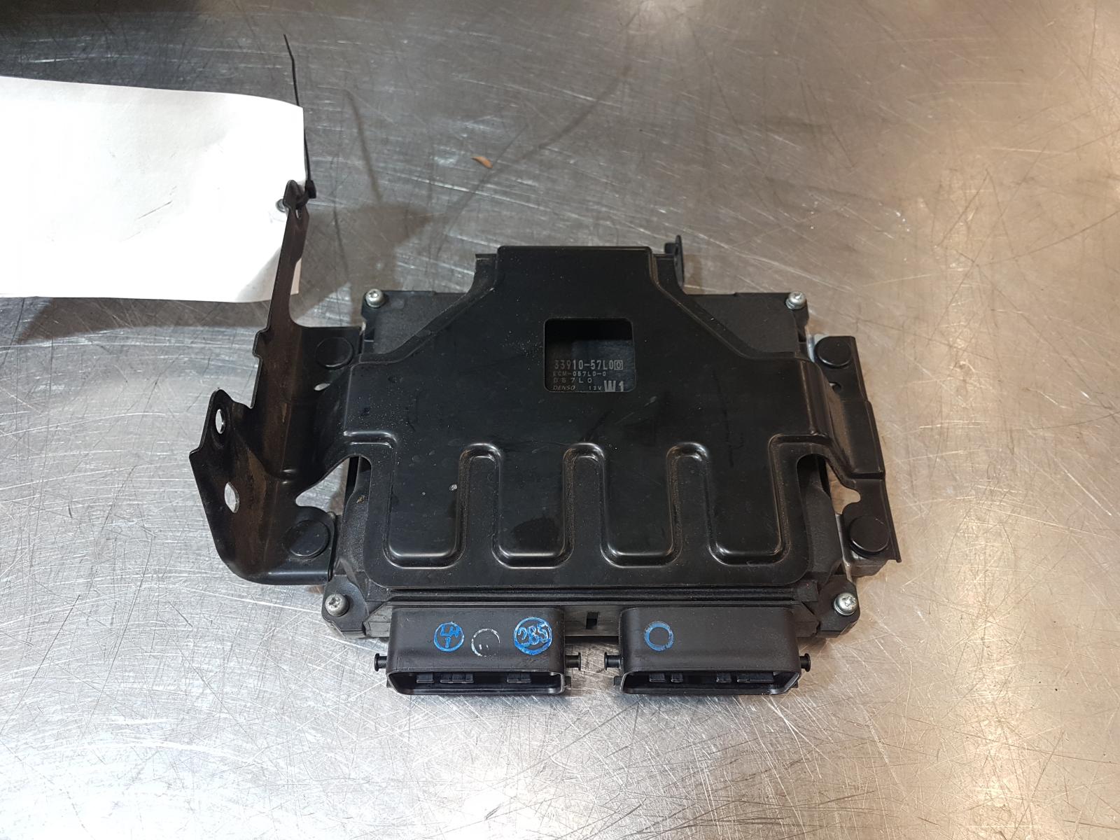 View Auto part Ecu Suzuki Kizashi 2012