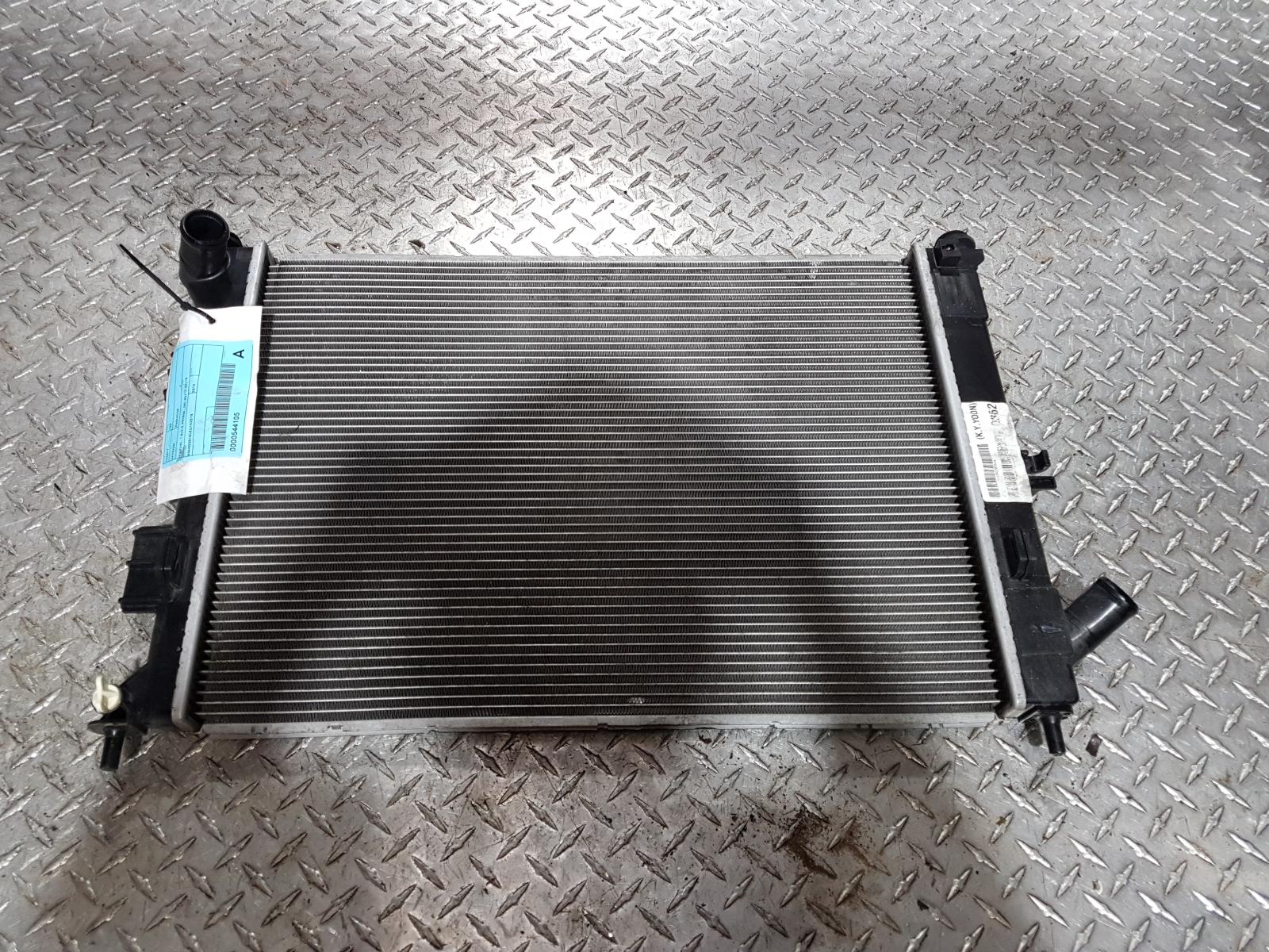 View Auto part Radiator Hyundai I30 2014