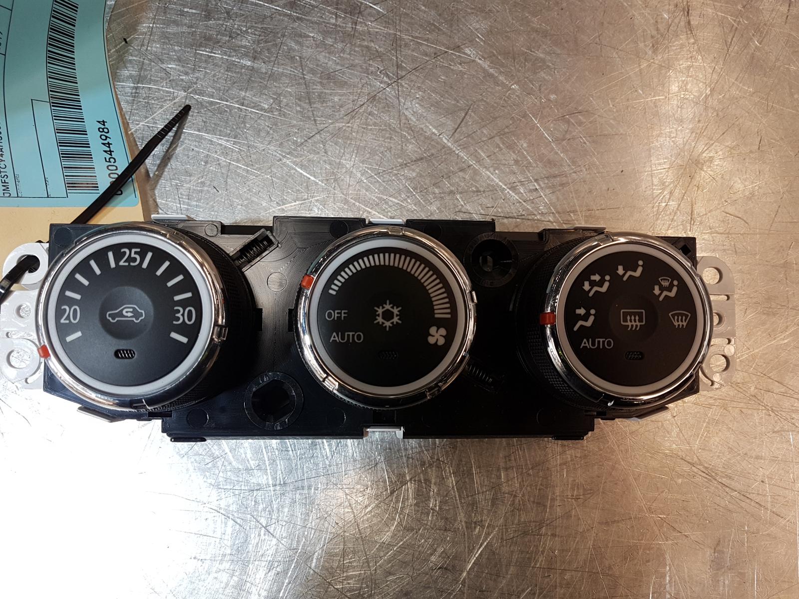 View Auto part Heater/Ac Controls Mitsubishi Lancer 2017