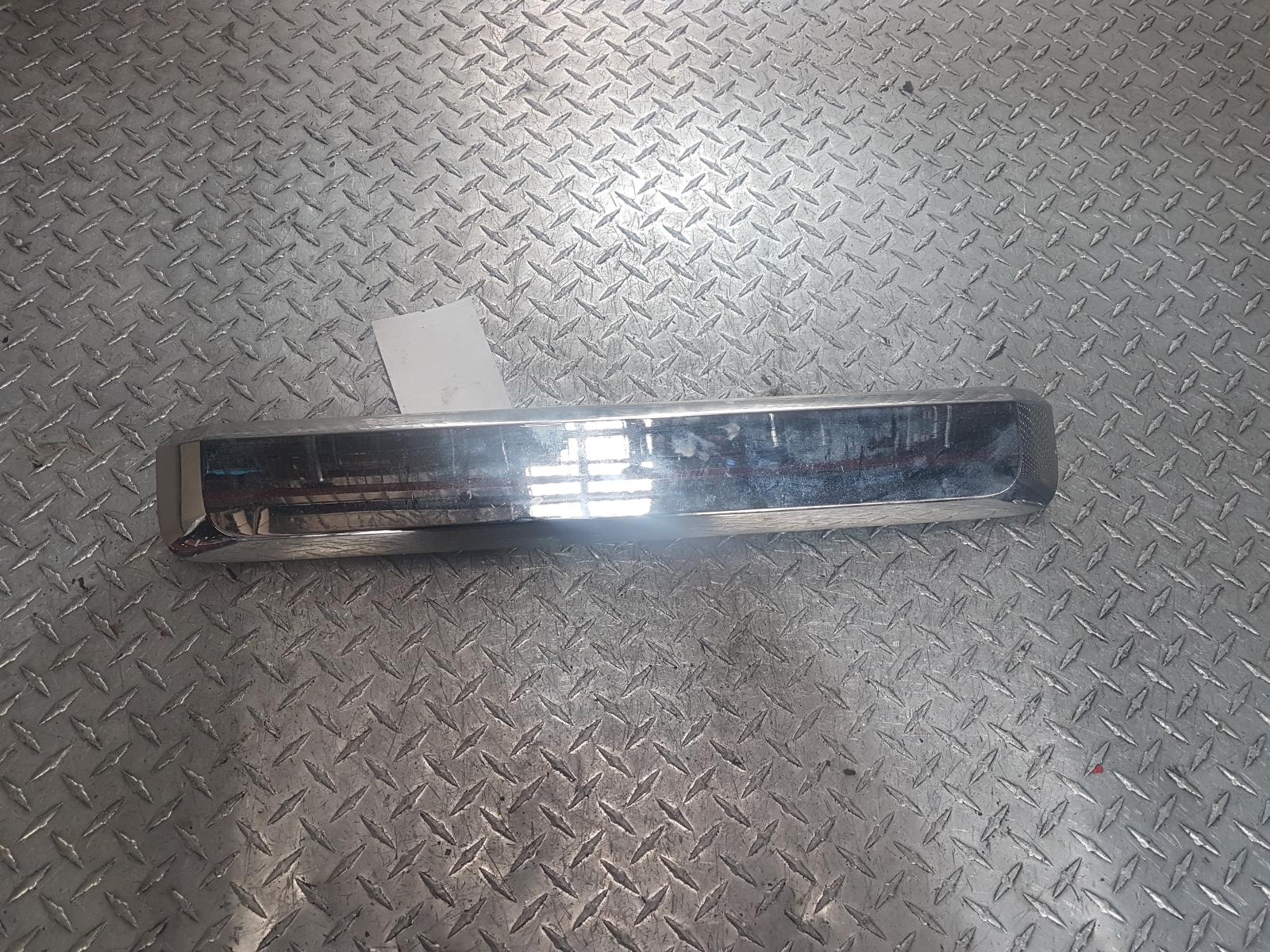 View Auto part Rear Garnish Nissan Pathfinder 2006