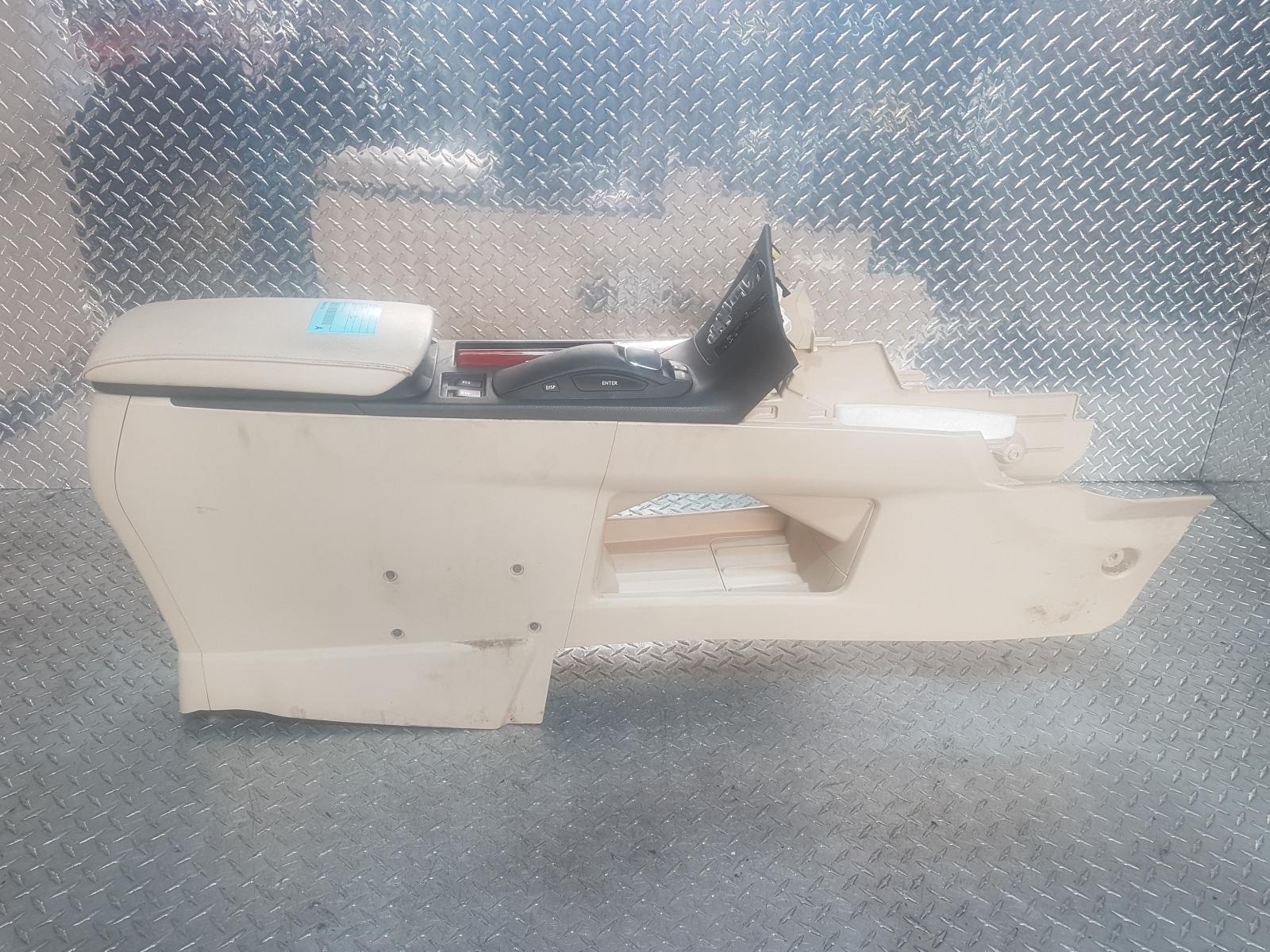 View Auto part Console Lexus Rx Series 2009