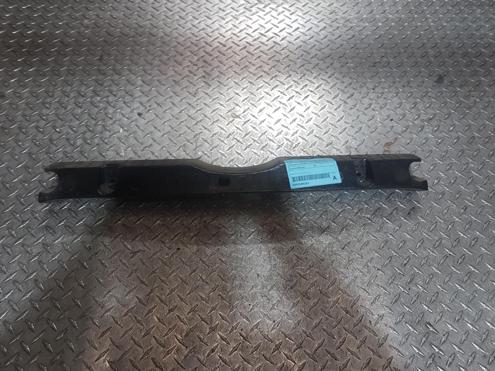 View Auto part F/Bar Reinforc/Brack Ford Territory 2011