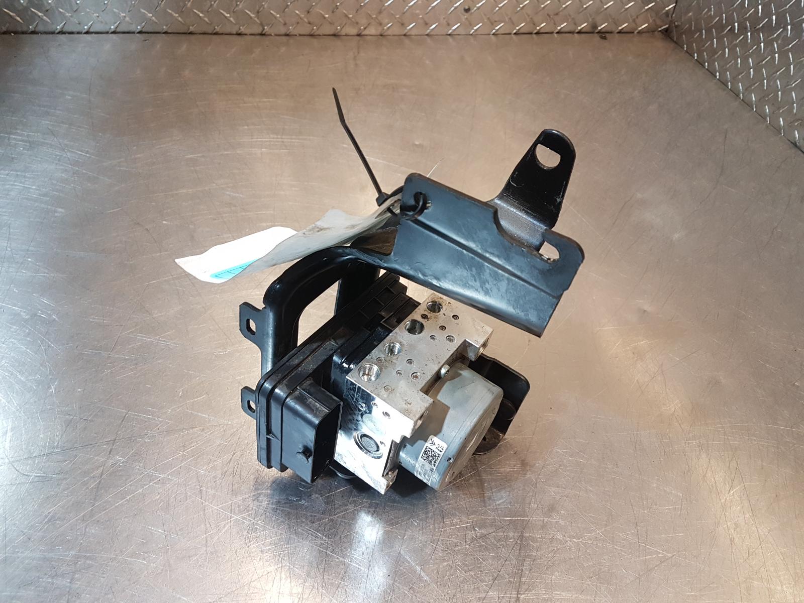 View Auto part Abs Pump/Modulator Peugeot 208 2015