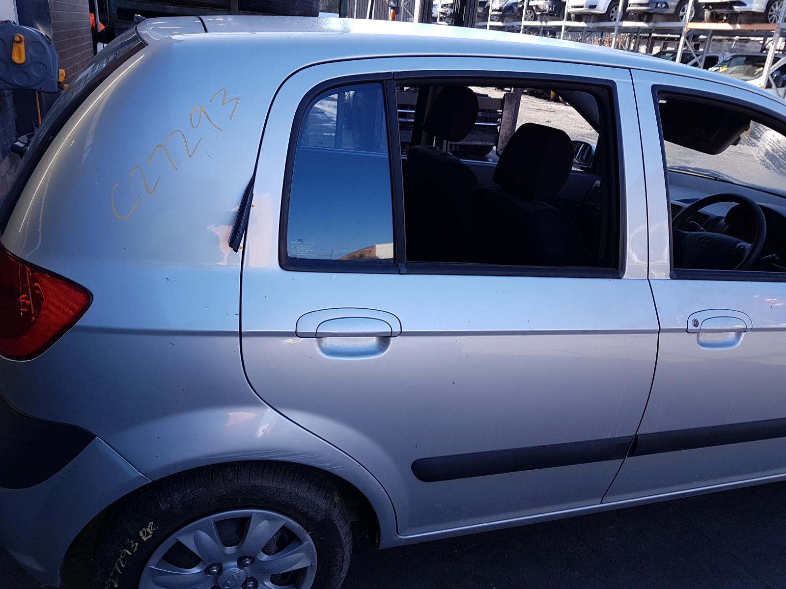 View Auto part Right Rear 1/4 Door Glass Hyundai Getz 2009