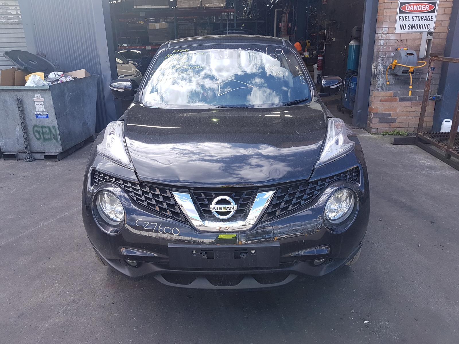 View Auto part Grille Nissan Juke 2015