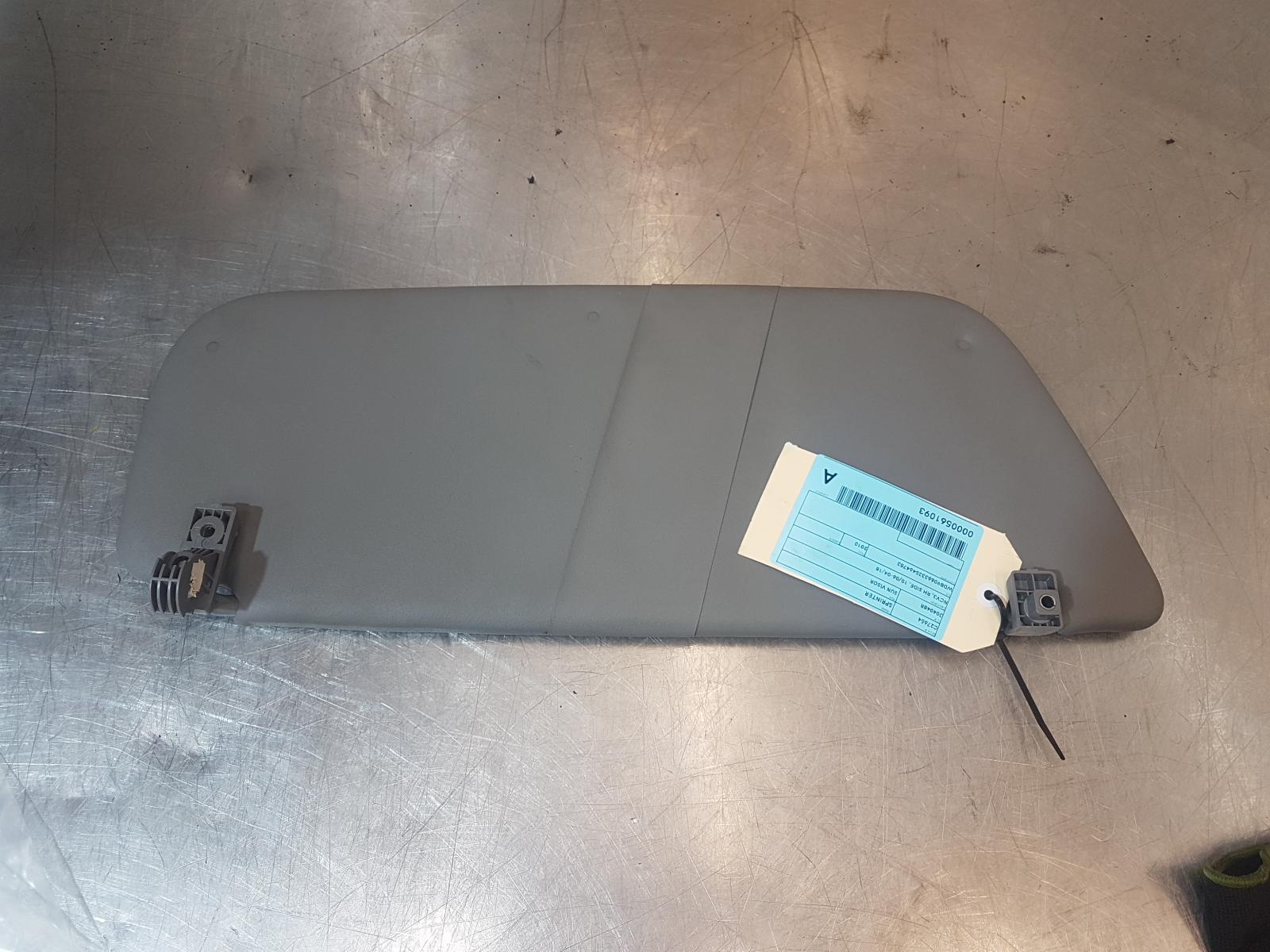 View Auto part Sunvisor Mercedes Sprinter 2010