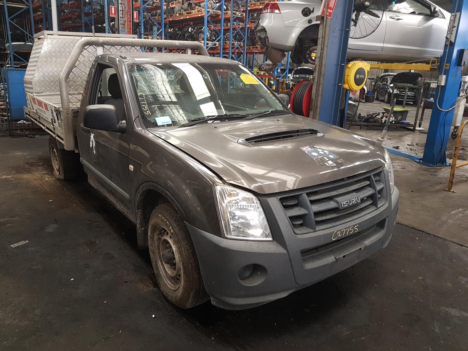 View Auto part Right Guard Isuzu Dmax 2011