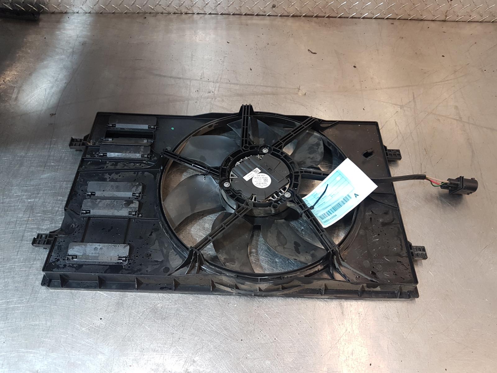 View Auto part Fan Volkswagen Golf 2014