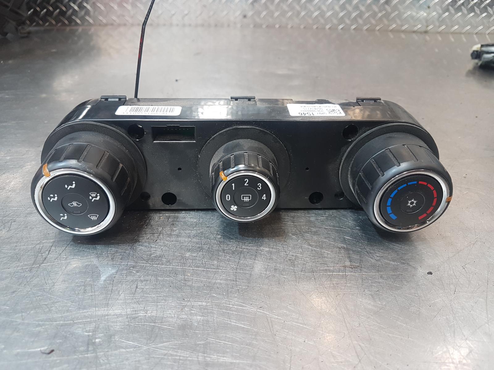 View Auto part Heater/Ac Controls Holden Colorado 2016