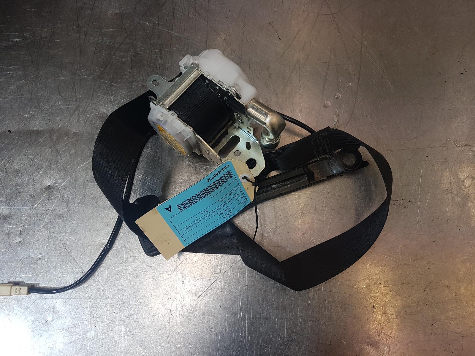 View Auto part Seatbelt/Stalk Toyota Rukus 2010