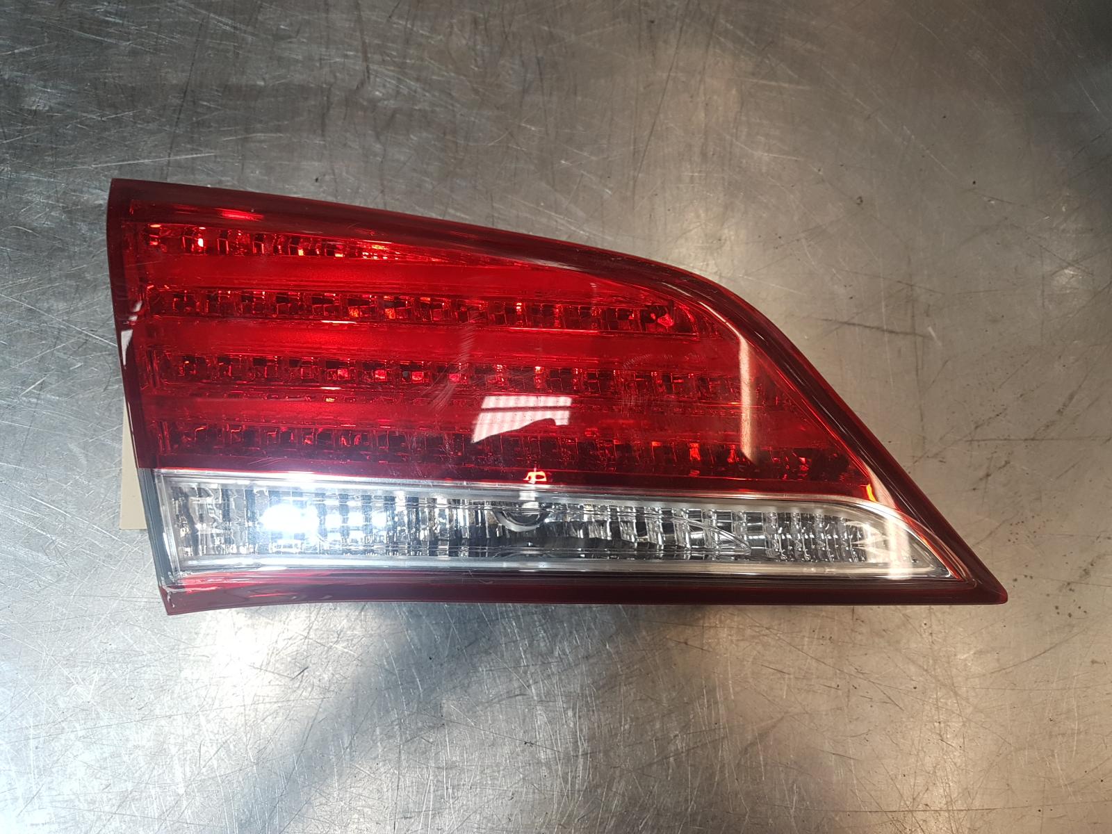 View Auto part Rear Garnish Hyundai I40 2013