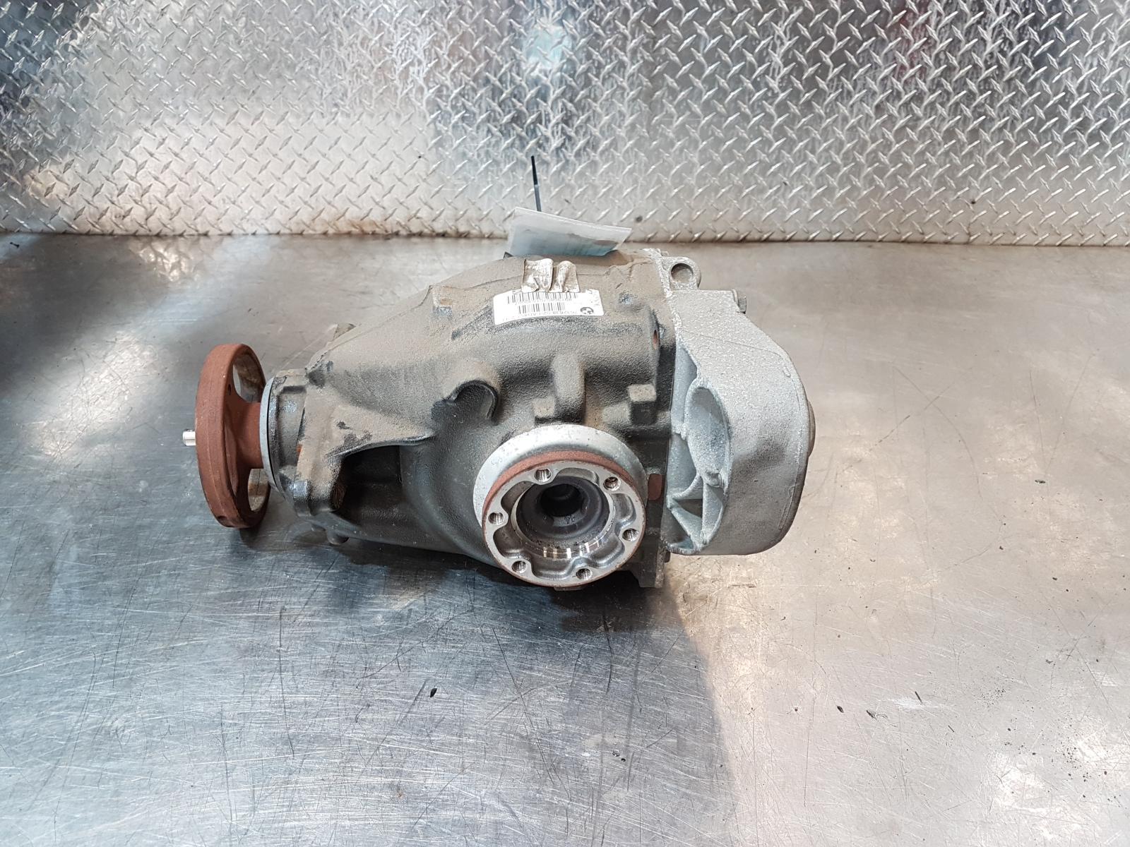 View Auto part Differential Centre Bmw X1 2013