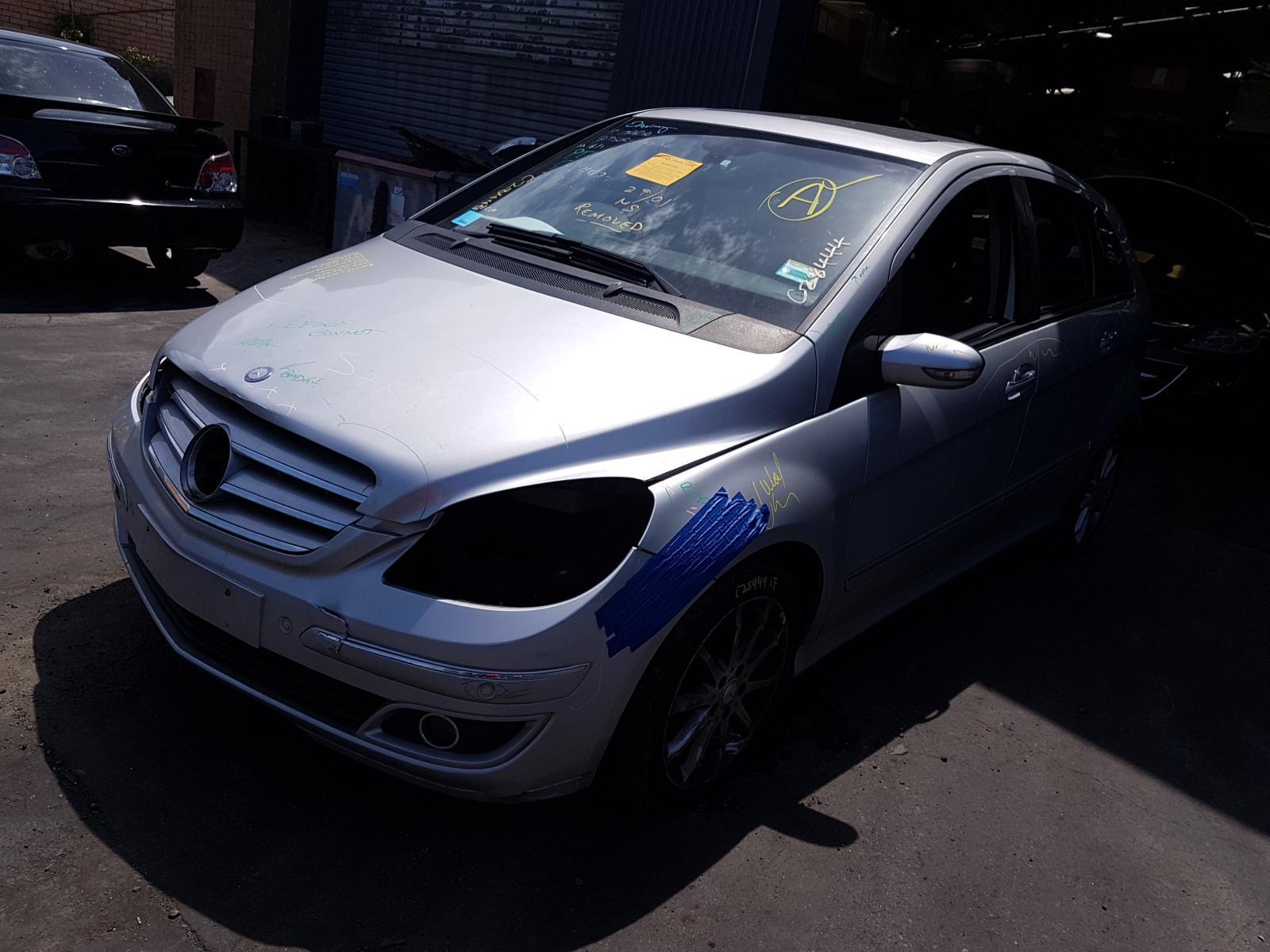 View Auto part Left Guard Mercedes B Class 2008