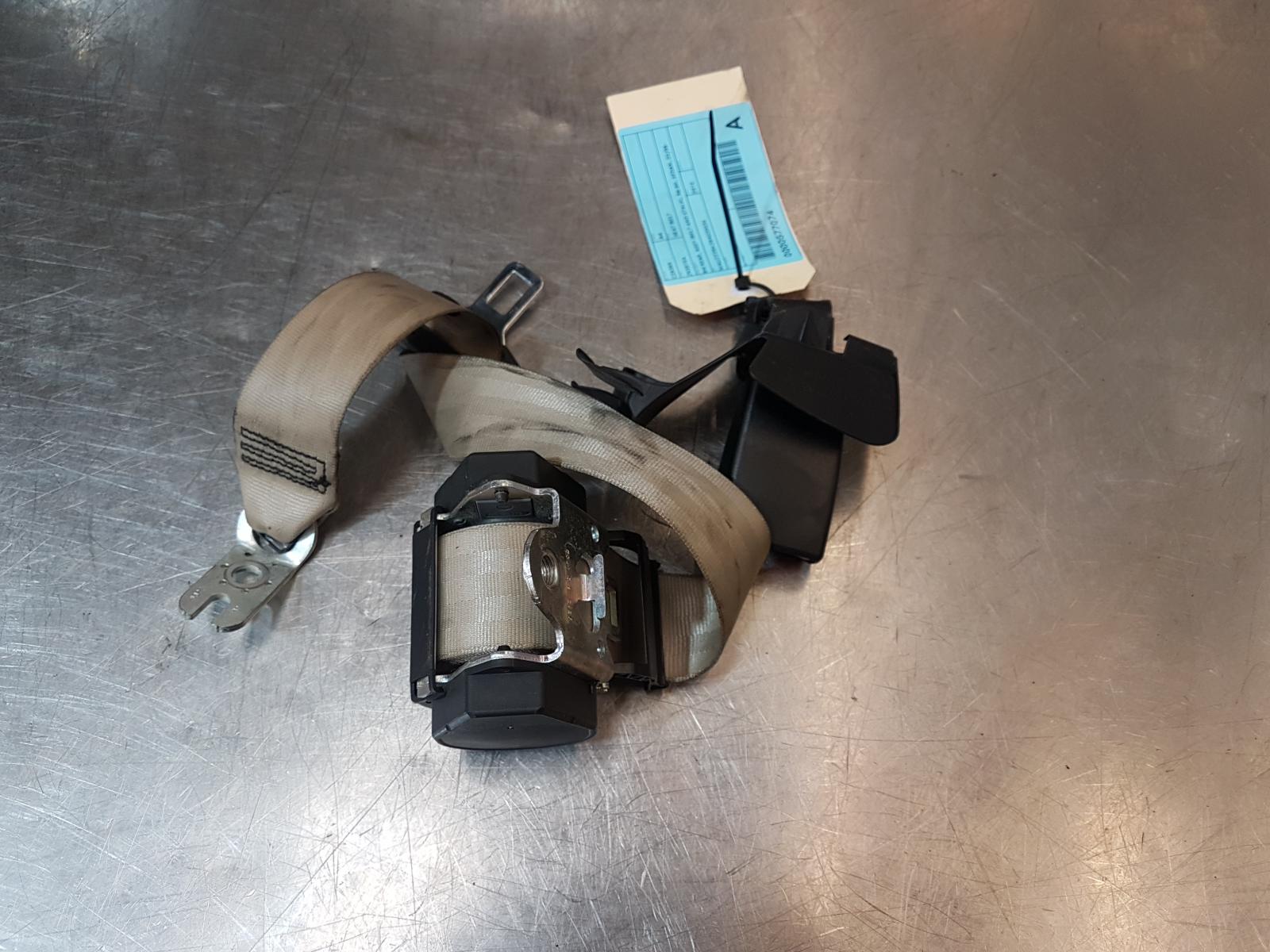 View Auto part Seatbelt/Stalk Audi A4 2010