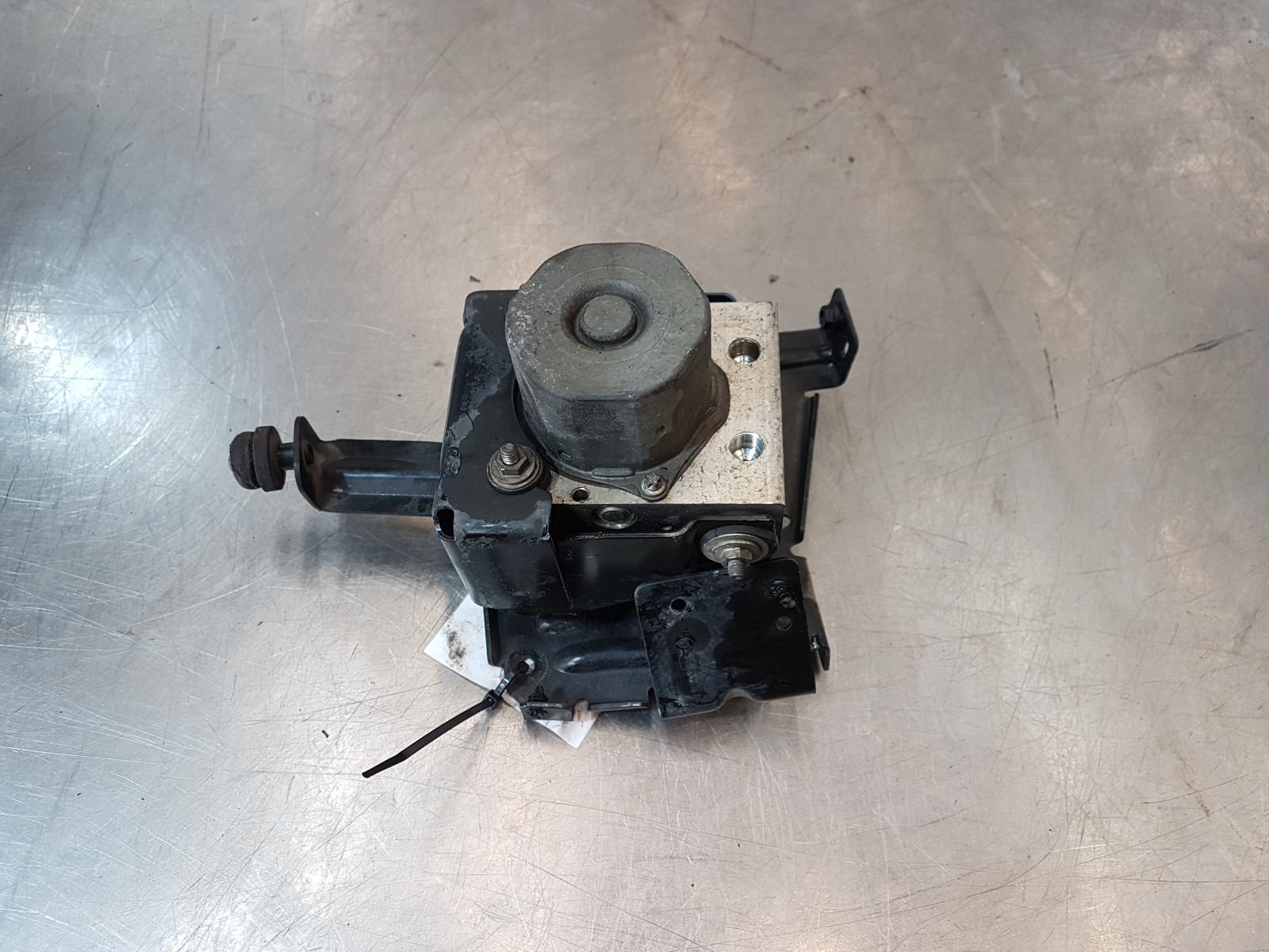 View Auto part Abs Pump/Modulator Ford Transit 2015