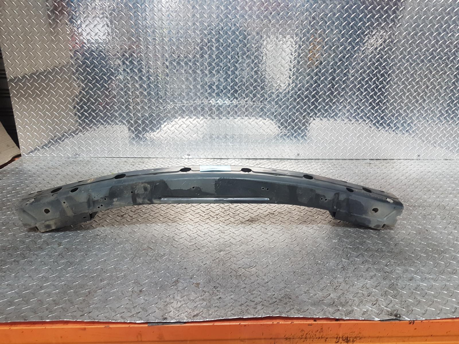 View Auto part R/Bar Bracket/Reinfo Dodge Journey 2010