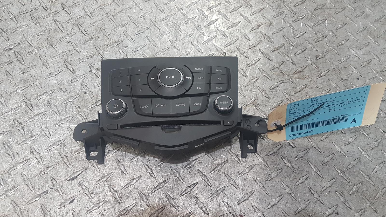 View Auto part Radio/Cd/Dvd/Sat/Tv Holden Cruze 2012