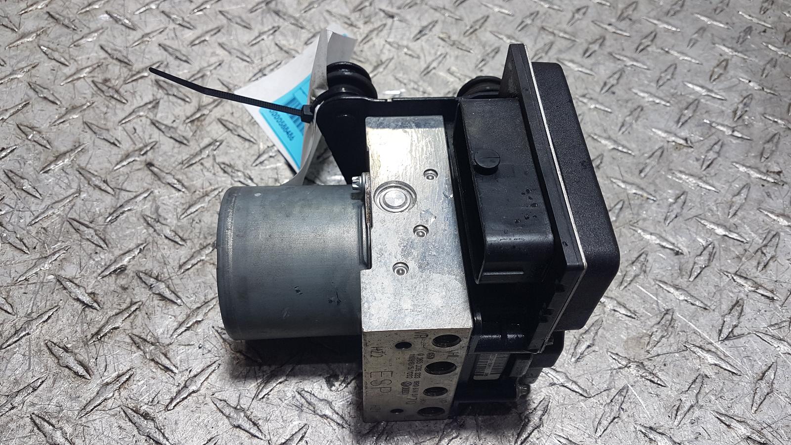 View Auto part Abs Pump/Modulator Audi Q5 2011