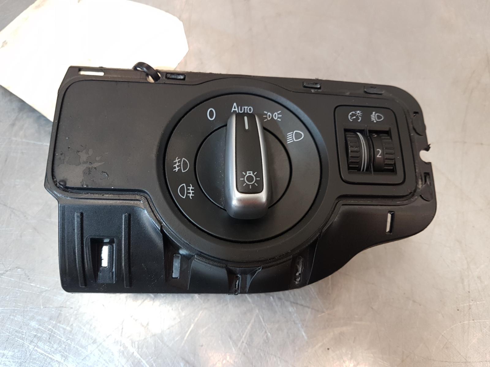 View Auto part Combination Switch Volkswagen Passat 2010