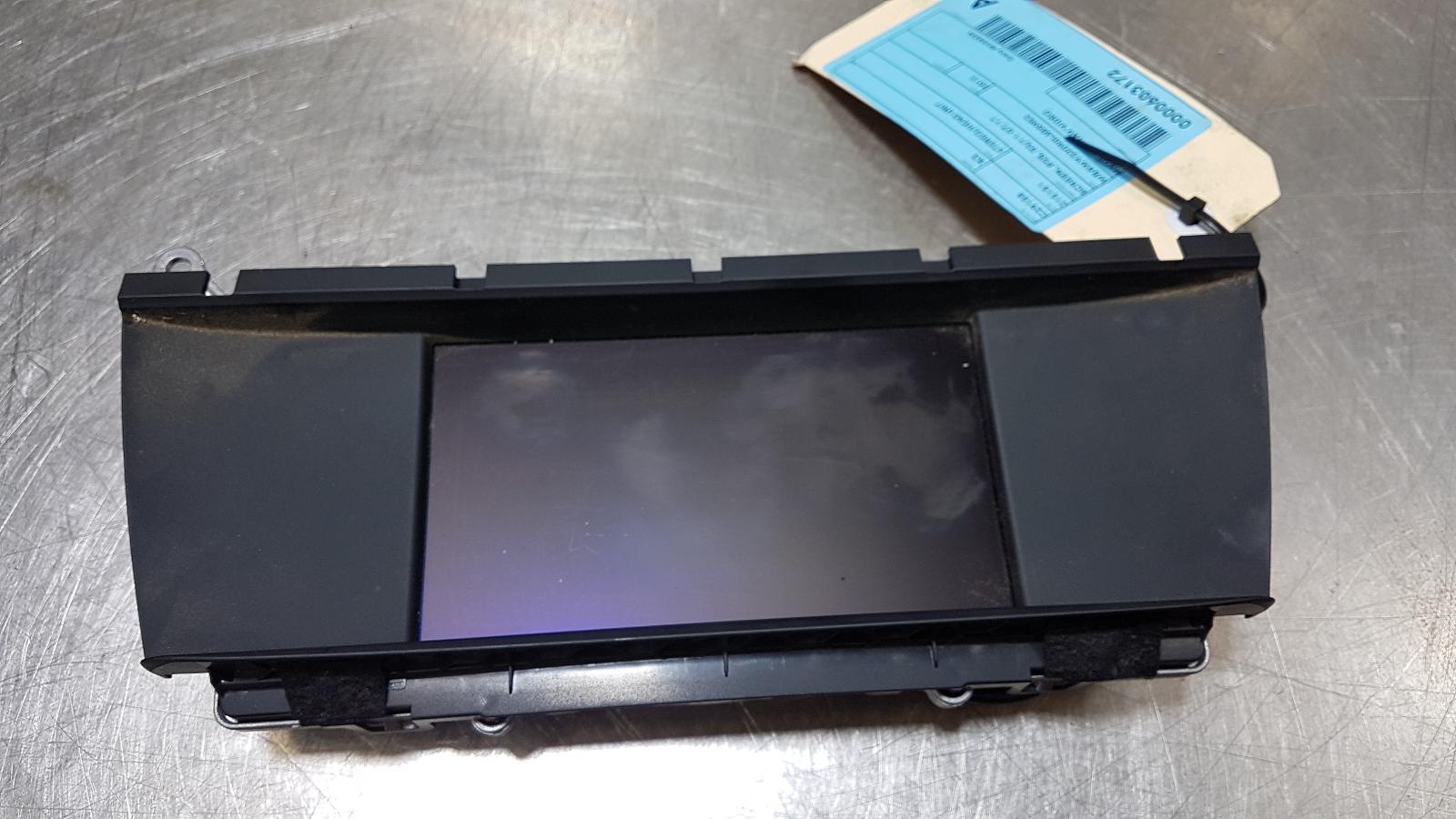 View Auto part Radio/Cd/Dvd/Sat/Tv Bmw X3 2012