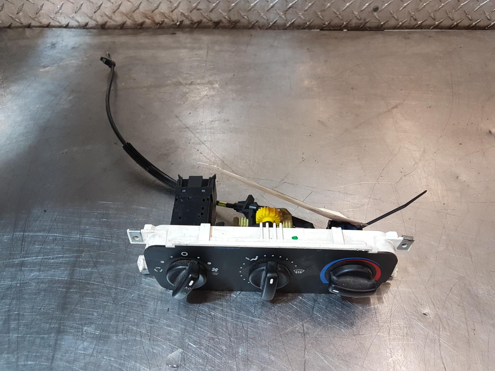 View Auto part Heater/Ac Controls Ford Transit 2011