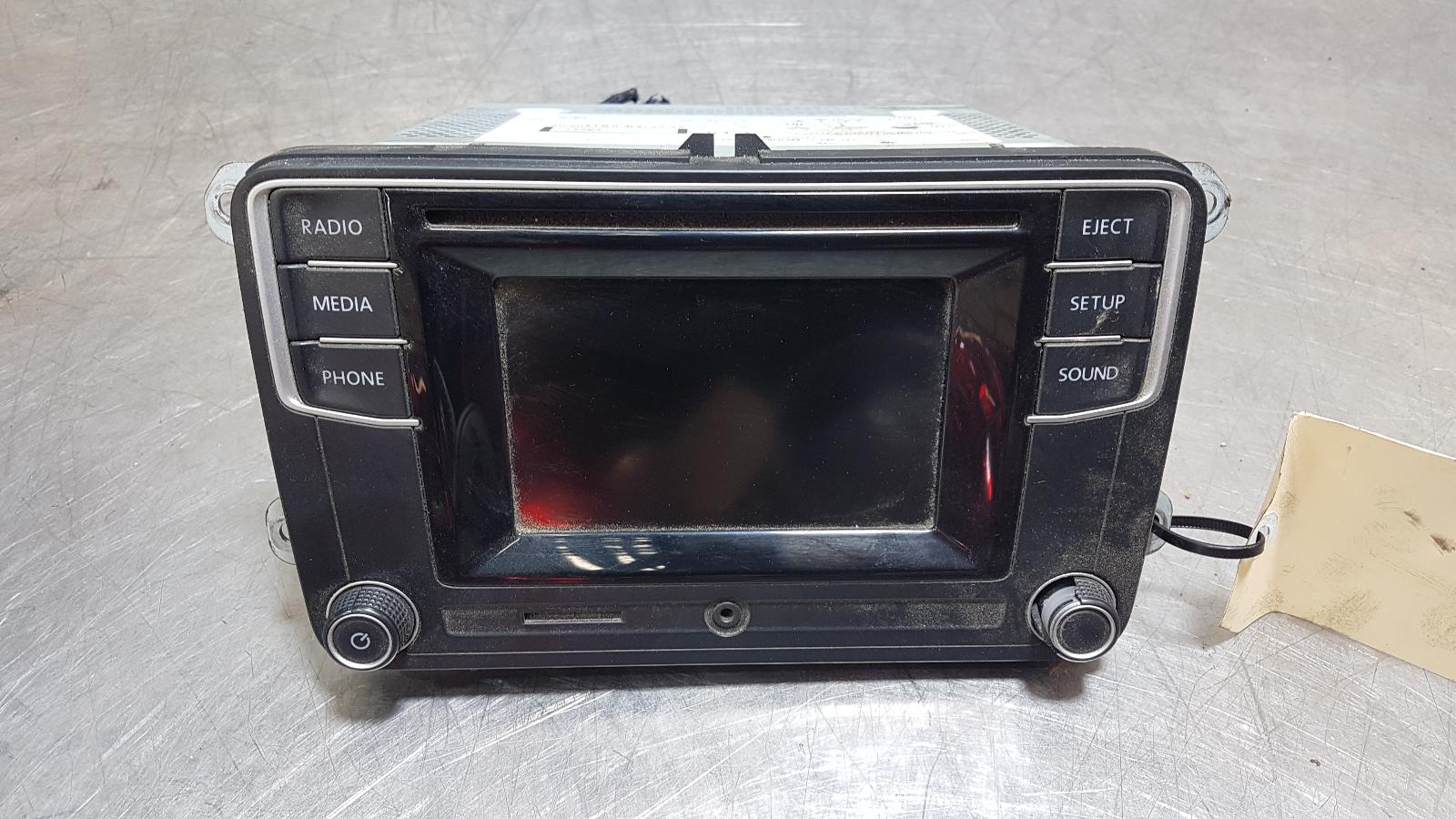 View Auto part Radio/Cd/Dvd/Sat/Tv Volkswagen Transporter 2016