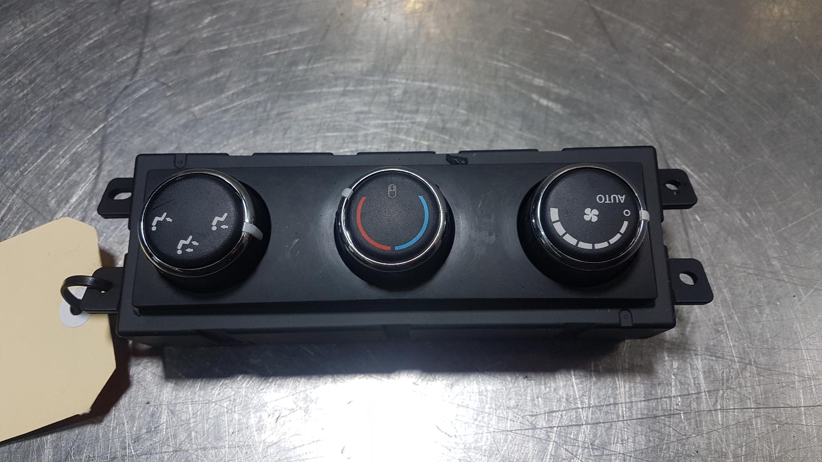 View Auto part Heater/Ac Controls Dodge Journey 2015